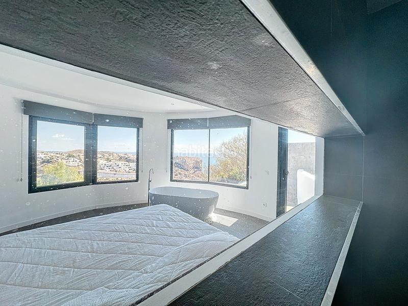 Foto 78b3bb01-0546-4df4-901f-46a6b702be98. Chalet mit parking pool in Cumbre del Sol Poble Nou de Benitatxell (el)