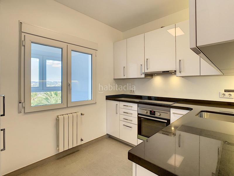 Foto 9edd6549-f2a4-47a4-b03b-2ef18a7a535b. Chalet con riscaldamento parcheggio piscina in Cumbre del Sol Poble Nou de Benitatxell (el)