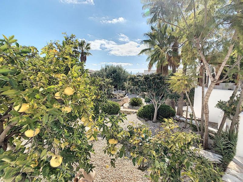 Foto f469bdc9-024a-4c3c-b529-c5d206a6171b. Chalet con riscaldamento parcheggio piscina in Cumbre del Sol Poble Nou de Benitatxell (el)