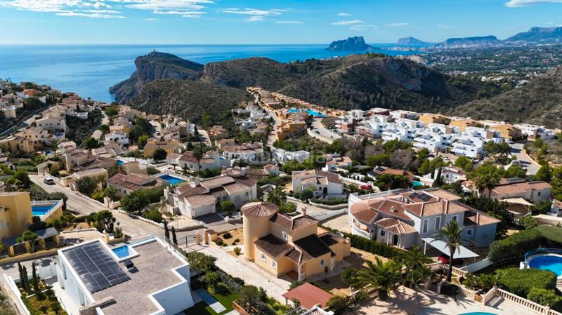 Foto 5822d885-9582-45f4-bb85-341f1d3d40ae. Chalet con riscaldamento parcheggio piscina in Cumbre del Sol Poble Nou de Benitatxell (el)