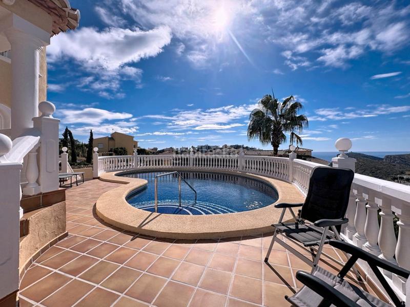 Foto c882a485-8542-43e9-ad1e-117f466ac7e6. Chalet con riscaldamento parcheggio piscina in Cumbre del Sol Poble Nou de Benitatxell (el)