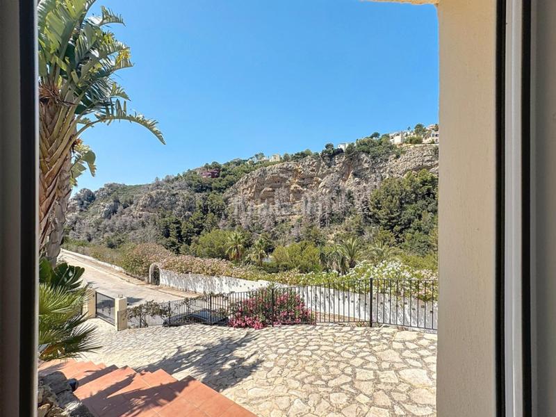 Foto 01c3ab85-e273-4ca4-a681-ee71dbb3acb4. Chalet con riscaldamento parcheggio piscina in Cumbre del Sol Poble Nou de Benitatxell (el)