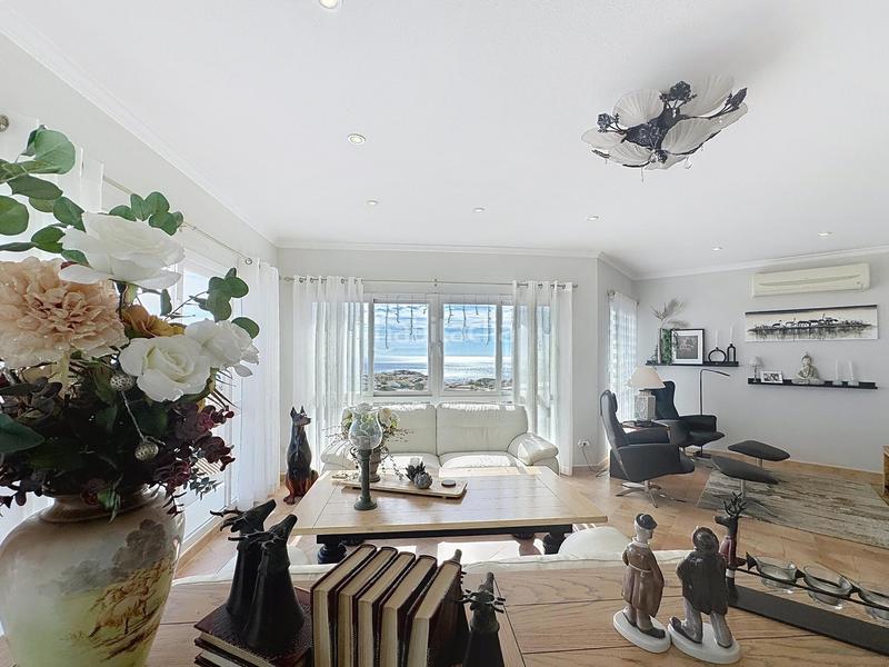 Foto eb907e72-1ca1-4286-96be-8542d0771a77. Chalet mit heizung parking pool in Cumbre del Sol Poble Nou de Benitatxell (el)