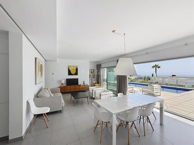 Foto 17b7b50a-b9ba-4c9f-813f-21874f897405. Chalet mit heizung parking pool in Cumbre del Sol Poble Nou de Benitatxell (el)