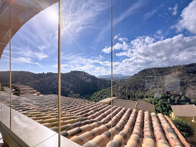Foto cd48fbf3-e330-4d7d-a33a-67943402f310. Àtic amb calefacció aparcament piscina a Cumbre del Sol Poble Nou de Benitatxell (el)