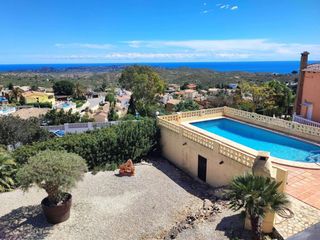 Chalet in Cumbre del Sol