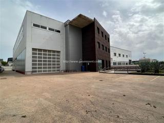 Industrial building in Llucmajor Interior. Nave industrial a la venta en poligono son noguera