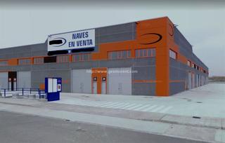 Bâtiment à usage industriel à Cartuja Baja. Nave adosada en venta en zaragoza