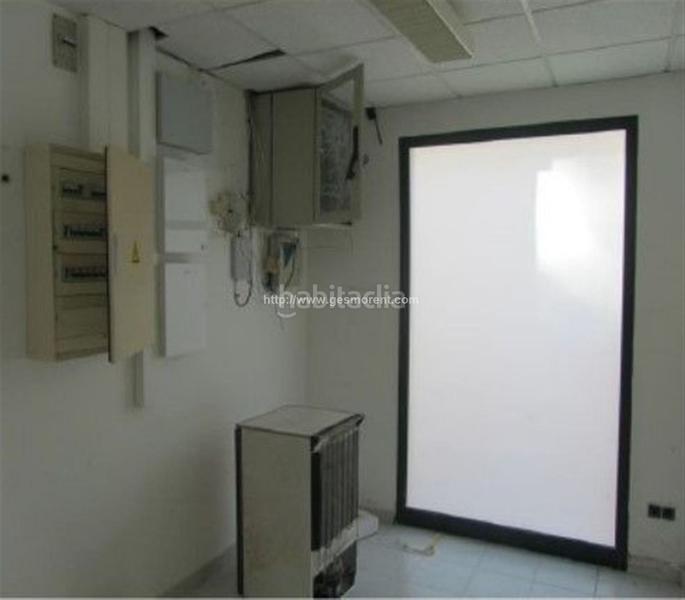 Foto c8e3fd31-9072-43f0-a1fa-2c0d30712413. Locale commerciale in Portocolom Felanitx