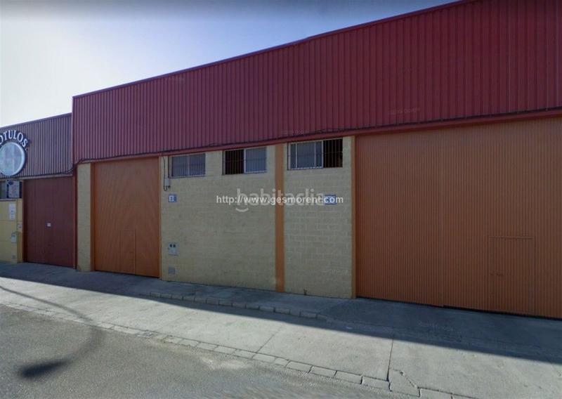 Foto 09e806c3-9a6f-4e14-b77e-65e708a74f68. Capannone industriale in Écija