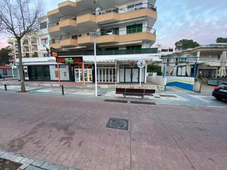 Rent Business premise in Peguera. Local en venta y alquiler en paguera