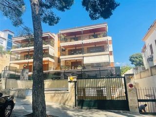 Lloguer Local Comercial a Son Armadams. Conjunto de 3 locales en alquiler en son armadams