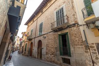 Edifici a Sóller. Casa señorial en venta en sóller