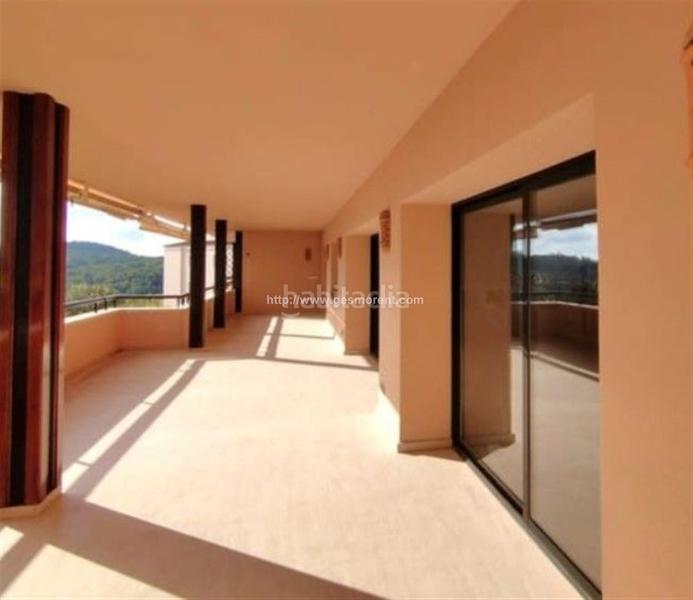 Foto 5d886af4-e99a-4886-a530-ebe97928b178. Appartamento con piscina in Cas Català-Illetes Calvià