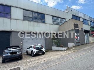Bâtiment à usage industriel à Can Parellada. Nave en venta con inquilino en terrassa