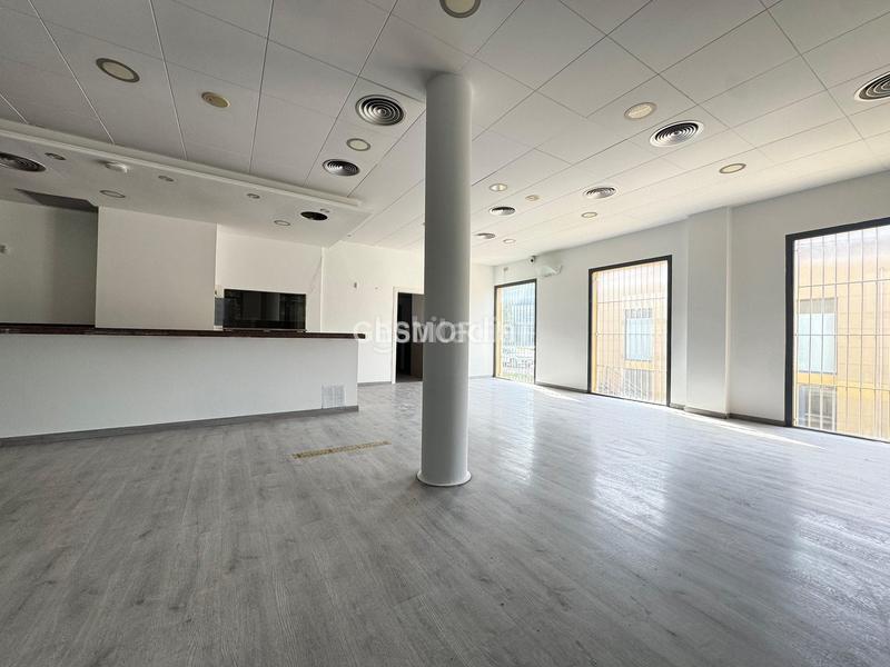 Foto 3a3c5604-2ebb-4b69-9935-92d990a15b5b. Local comercial a Zona Industrial Prat de Llobregat (El)