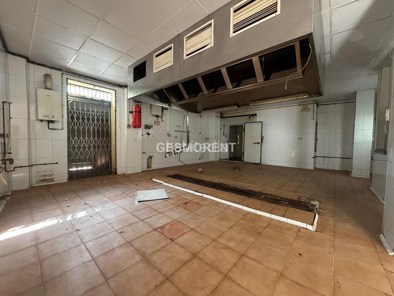 Foto 53a274c2-a352-44fc-9f95-a6d488e46c3a. Local comercial a Zona Industrial Prat de Llobregat (El)