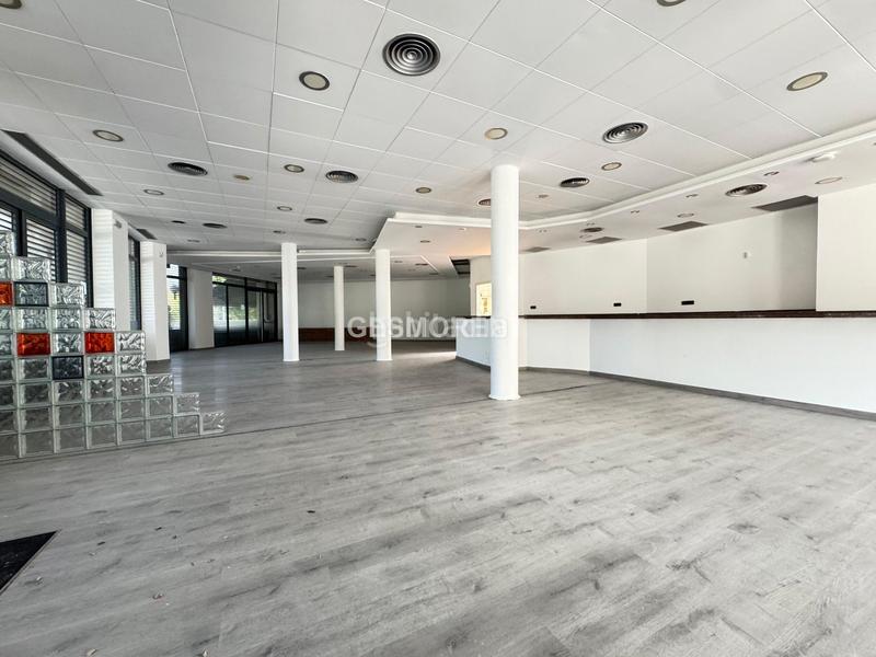 Foto 7cdf29c4-9ef7-44f5-ac6c-9004d1e6e5fe. Local comercial a Zona Industrial Prat de Llobregat (El)