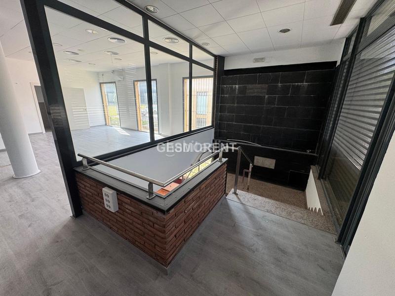 Foto 8af0f110-fae1-4bbc-9c20-6a0d6c236266. Local comercial a Zona Industrial Prat de Llobregat (El)