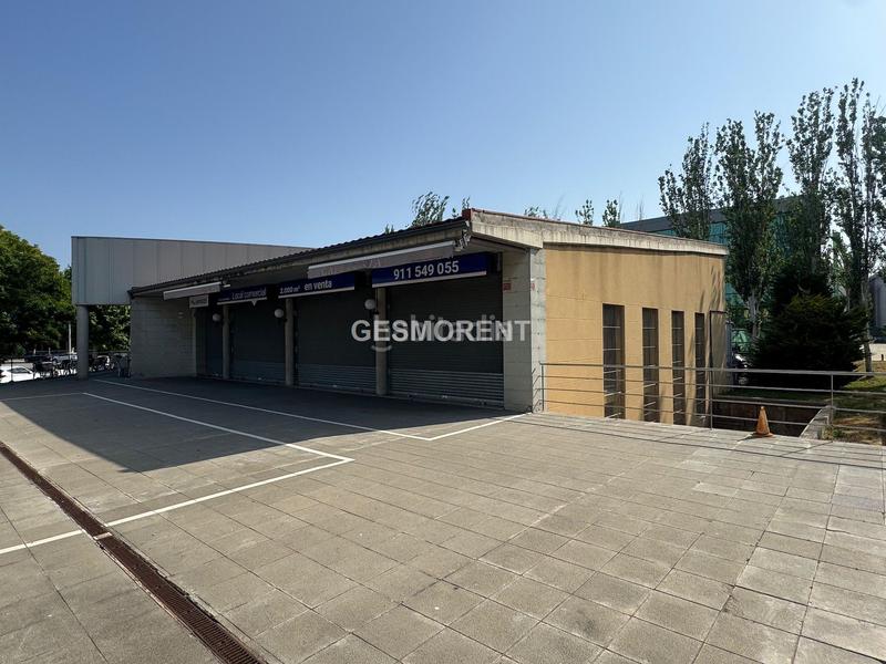 Foto f8ddeab9-e8c8-4d72-96f6-42f8a0e7c4d3. Local comercial a Zona Industrial Prat de Llobregat (El)