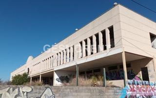 Nau industrial a Puigpelat. Nave en obra parada en venta en tarragona