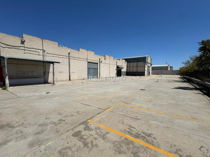 Foto 37229d5a-c78b-47a4-b081-de65e07df11a. Nave industrial nave con oficinas en venta , madrid en San Fernando de Henares