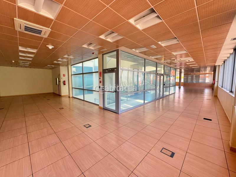 Foto a7b9cc8e-f8fa-46ee-a0d7-aef6d87bb0f4. Nave industrial nave con oficinas en venta , madrid en San Fernando de Henares