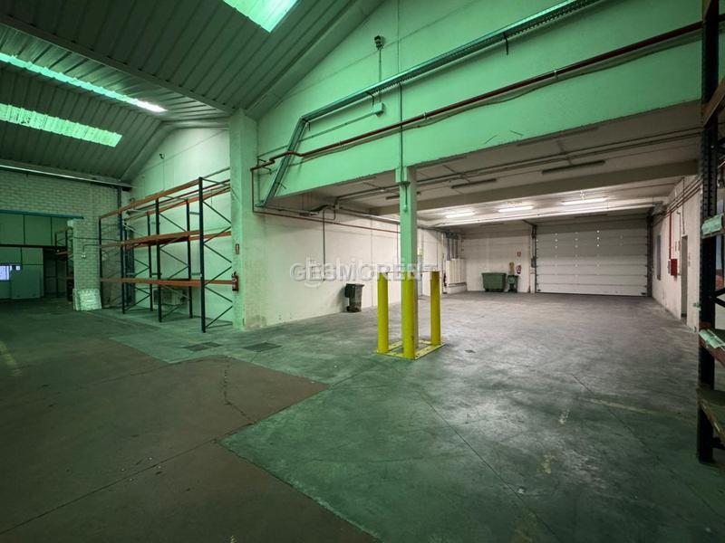 Foto f6d5a3dd-5e15-4b23-8934-e711b1a832b2. Nave industrial nave con oficinas en venta , madrid en San Fernando de Henares