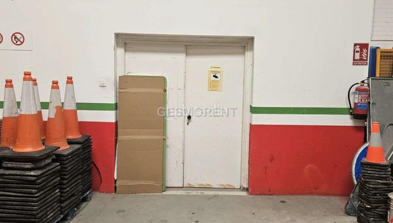 Foto bd00a293-f5ea-40ca-8a50-53e25d2f3c6d. Nave industrial nave en venta , madrid en Montserrat-Parque Empresarial San Fernando de Henares