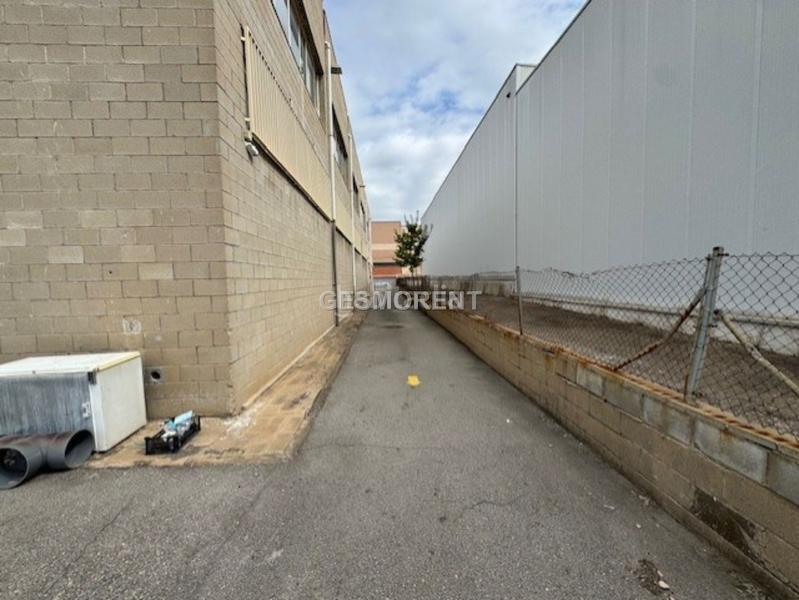 Foto baaef735-2eb8-4c6d-951d-c3efaef0959c. Miete fabrikhalle in Les Planes Sant Joan Despí