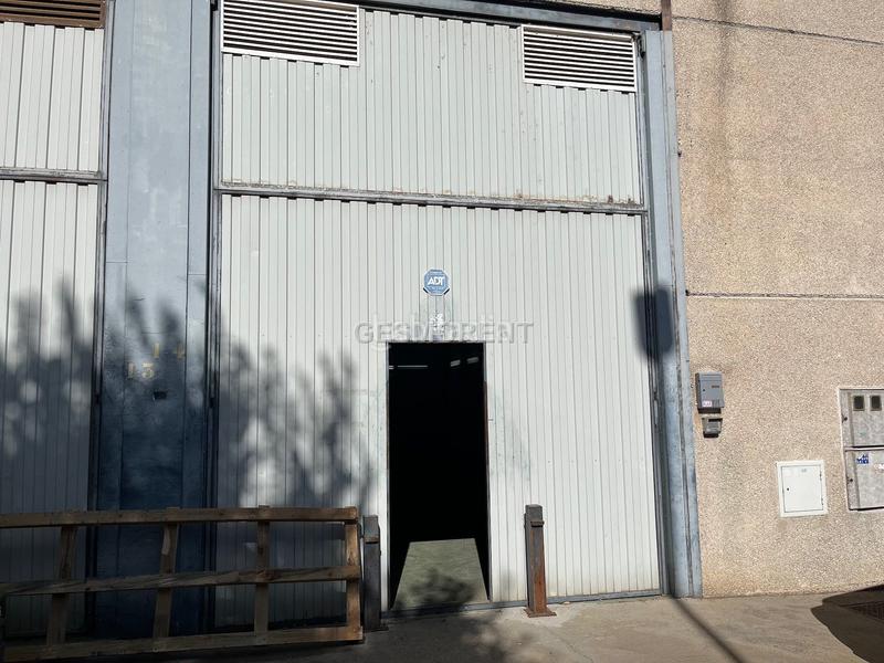 Foto 17fd74aa-a189-4250-b0e1-58f2a5c1af42. Bâtiment à usage industriel dans Sudeste Industrial Fuenlabrada
