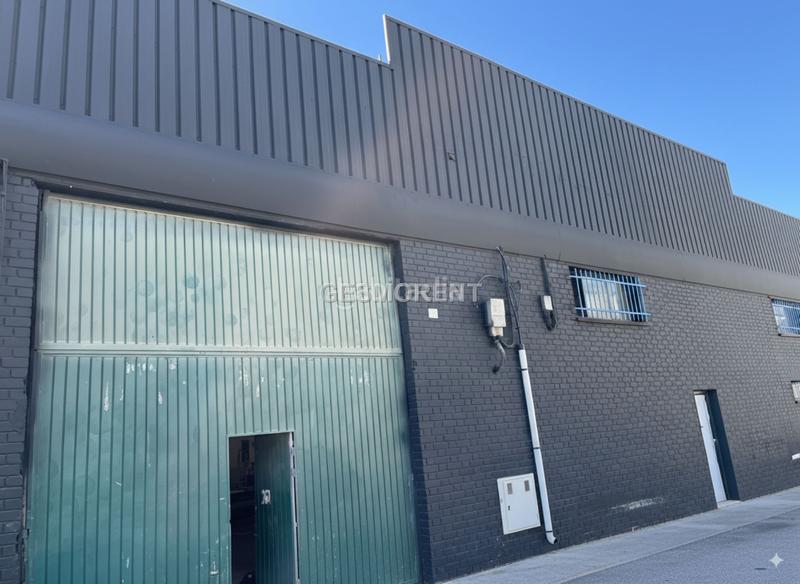 Foto 8b95a0d8-baa7-4823-a85e-2487a81716ec. Bâtiment à usage industriel dans Fuenlabrada ii-el molino Fuenlabrada