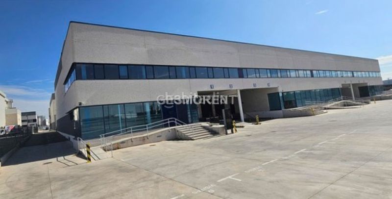 Foto 7daec606-8d85-457f-a8be-7ca0cb7be43d. Lloguer nau industrial a Montserrat-Parque Empresarial San Fernando de Henares