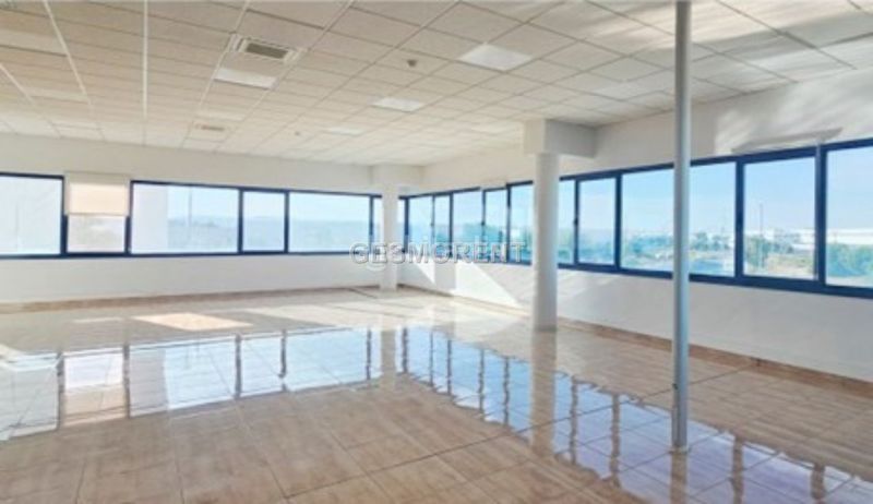 Foto abff4f37-8ea4-4f2a-9f5b-4fe30fc94a15. Lloguer nau industrial a Montserrat-Parque Empresarial San Fernando de Henares
