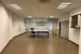 Location Bureau à Sa Indioteria Urbà. Oficina en alquiler en el polígono son castelló