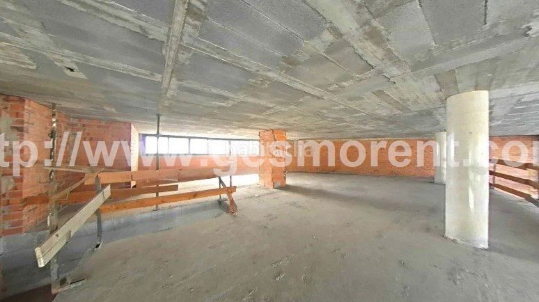 Foto f9ca5e16-6272-4315-9543-09c0b885bbf7. Local comercial a Mercat-Mas Moixa Blanes