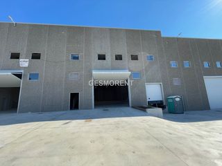 Lloguer Nau industrial a Can Vinyals. Nave en alquiler en poligono de esparraguera
