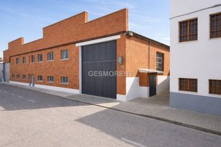 Nau industrial a Sudeste Industrial