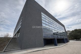 Nau industrial a Polígon Industrial Domenys. Edificio comercial  terciario en vilafranca del penedès