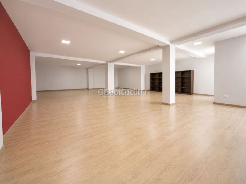 Foto f133c0f8-e687-46c4-8582-4d3b57258015. Edificio in Manacor centre Manacor