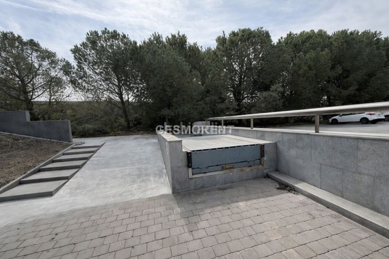 Foto 766ff922-4712-4e3b-9e3b-7666e6da31b0. Edifici a Polígon Industrial Domenys Vilafranca del Penedès