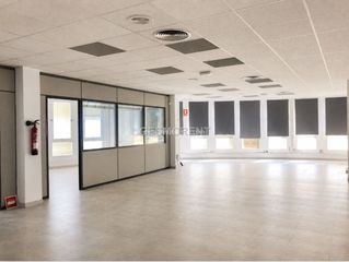 Location Bureau à Sa Indioteria Urbà. Oficina en alquiler en el polígono son castelló