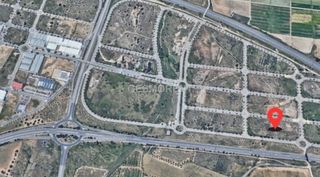 Terreny residencial a Migjorn. Conjunto de solares industriales en venta en reus, tarragona