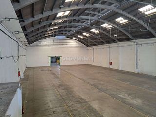 Fabrikhalle in Centre. Complejo industrial en venta en lhospitalet de llobregat, barcel