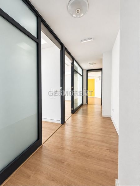 Foto d71c1a35-3ab8-475f-b7f0-839e51d7303a. Local comercial a Marquès de Fontsanta Palma de Mallorca