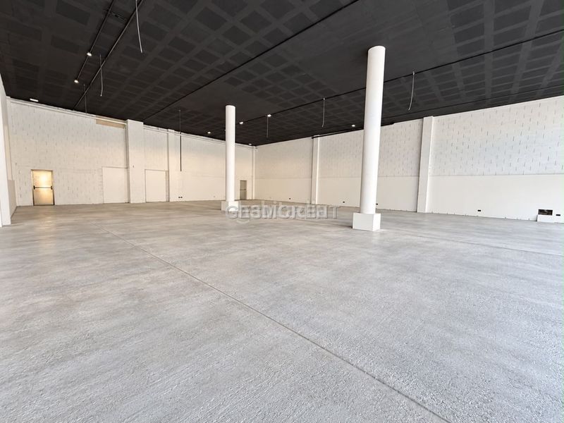 Foto f123fac5-4169-47af-ba66-f79ba1f83b1c. Lloguer local comercial a Son Anglada Palma de Mallorca