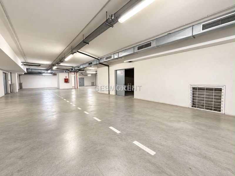 Foto be4d4700-c1a8-4ff1-a87e-a097724fdd52. Lloguer local comercial a Son Anglada Palma de Mallorca