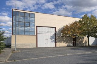 Capannone industriale in Valle de Elorz / Elortzibar. Nave en venta en el polígono industrial talluntxe, pamplona