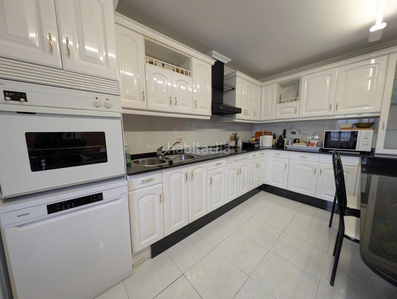 Foto 067a456d-abab-4bb4-9872-fa6d56c800a7. Xalet amb aparcament piscina a Tineo