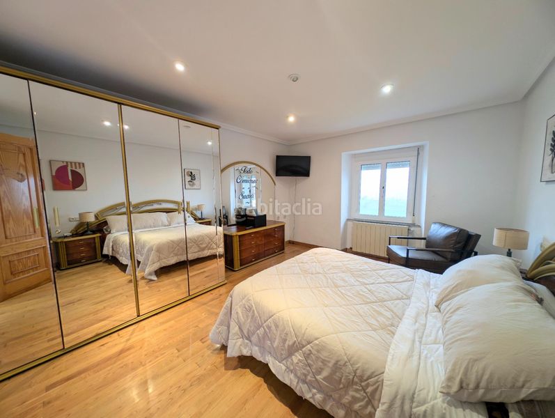 Foto 5d429cc8-aced-4665-9a83-aa764324d8d5. Xalet amb aparcament piscina a Tineo